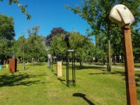 740 Beelden Lissewege